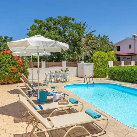 Anatoli فيلة ارغاكه